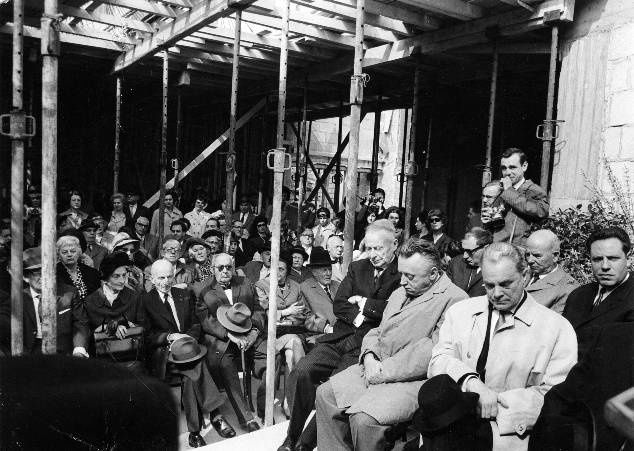 Seating at the laying of the cornerstone was limited. StadtA WI, F000-257